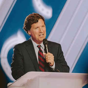Tucker Carlson Declares Departure from Republican Party