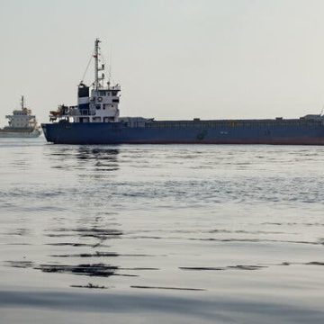 5d1036f8-56ae-422f-b4d6-6d43e08b42ac Tensions in the Strait of Hormuz Amid U.S.-Iran Agreement