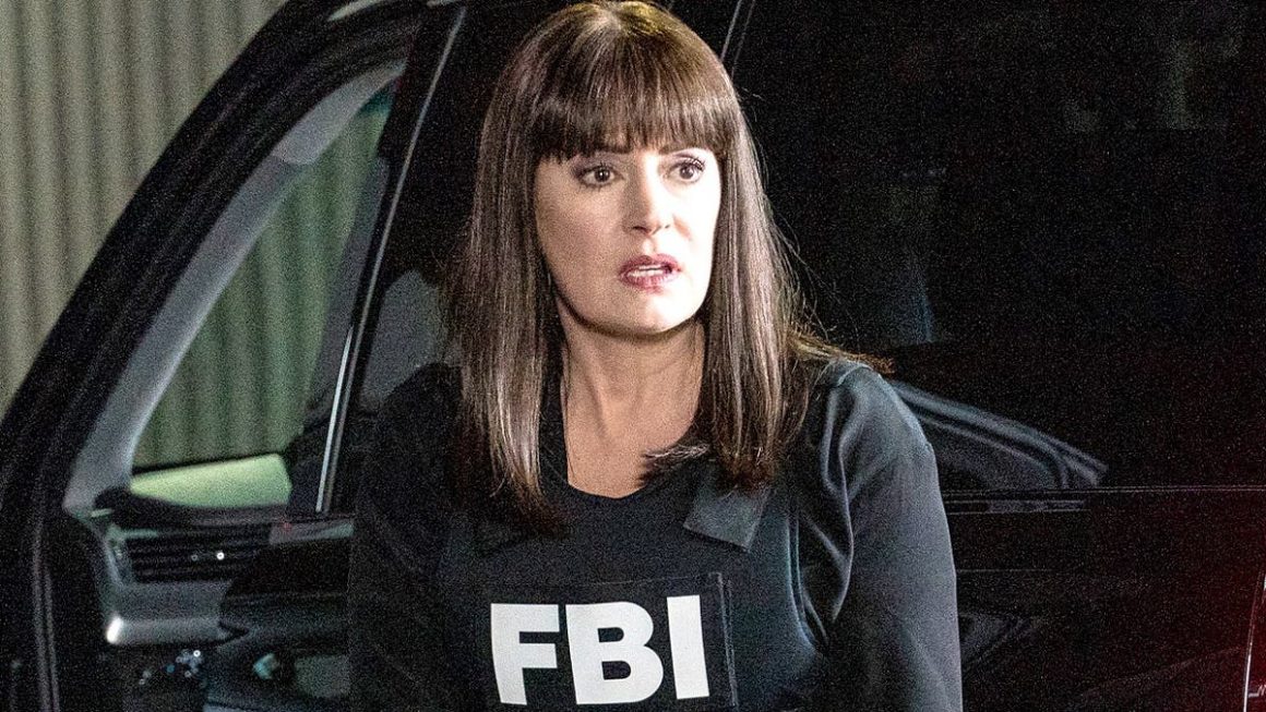 Paget Brewster Apologizes for Criticizing Entertainment Reporter