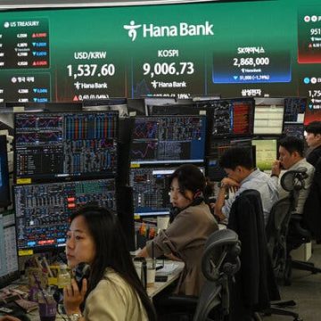 Volatility in Global Stock Markets Led by Declines in Chipmaker Shares