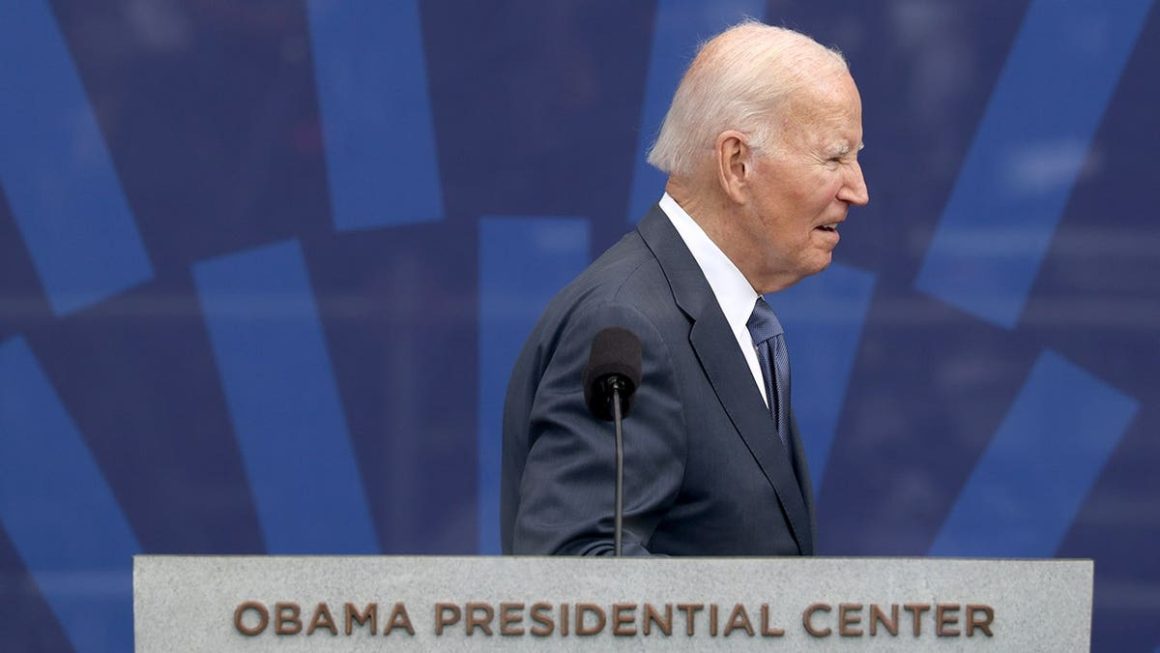 Discussion Over Biden’s Health and Reelection Campaign Amid Obama Library Dedication