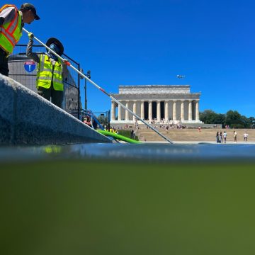 Scrutiny Surrounds Trump Donor’s Contract for Lincoln Memorial Pool Renovation