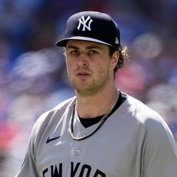 Cam Schlittler Shines in Yankees Victory and Engages with a Red Sox Fan Online