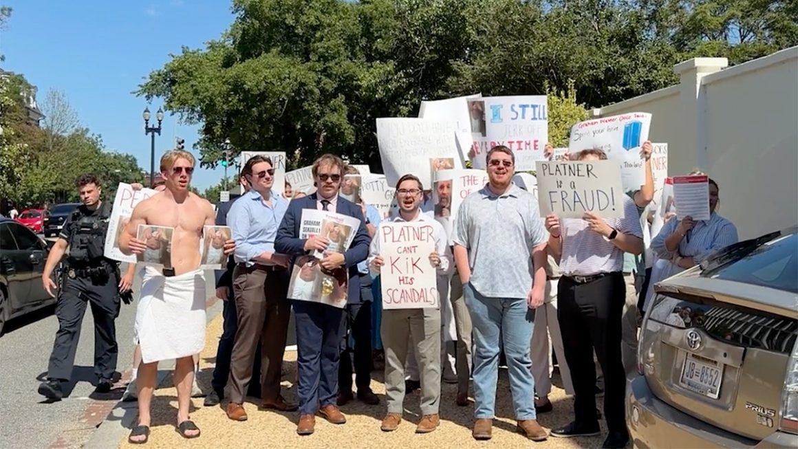 6efc575f-4a7c-460d-8a9f-63be61af088e Controversy Over Maine Senate Candidate Sparks Protest Outside DSCC