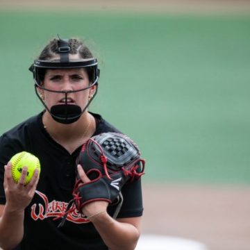71aa262a-55fd-4e9d-8c4d-9b3b1963e223 Abby Brueggmann Leads Lincoln-Way West to State Semifinal Victory