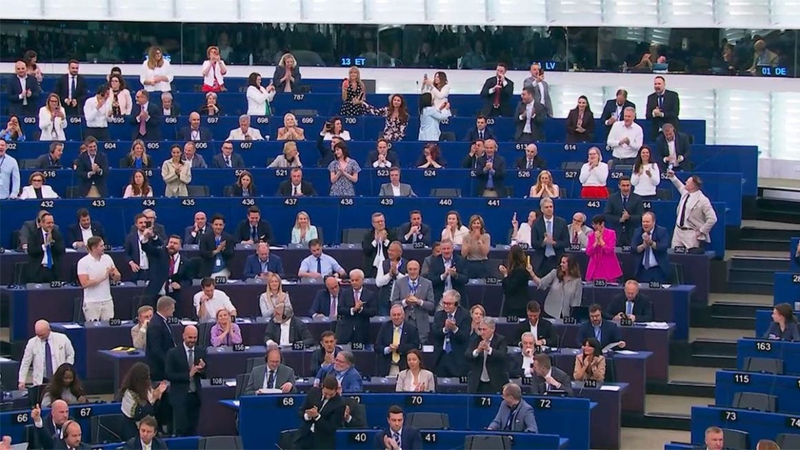European Parliament Approves Overhaul of EU Migrant Return System