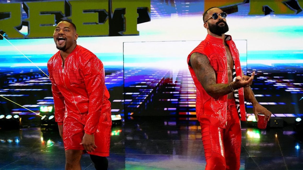 8332cfb3-aa4a-490f-8ea5-96f7ff3d4b57 Street Profits Win Tag Team Championship