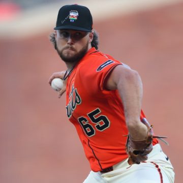 88ab5215-068e-41ed-9a20-8a3f3e1fd584 San Francisco Giants’ Pride Night Sparks Controversy