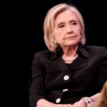Hillary Clinton Criticizes Biden’s 2024 Re-election Bid and Electoral College