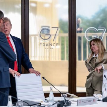 Giorgia Meloni Responds to Trump’s Comments on G7 Photo