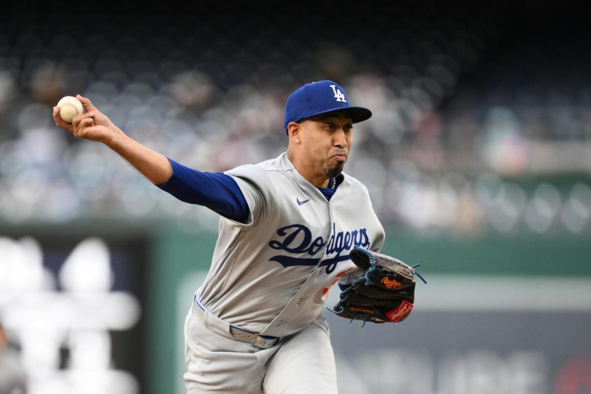 Dodgers Player Updates: Ohtani, Smith, and Díaz