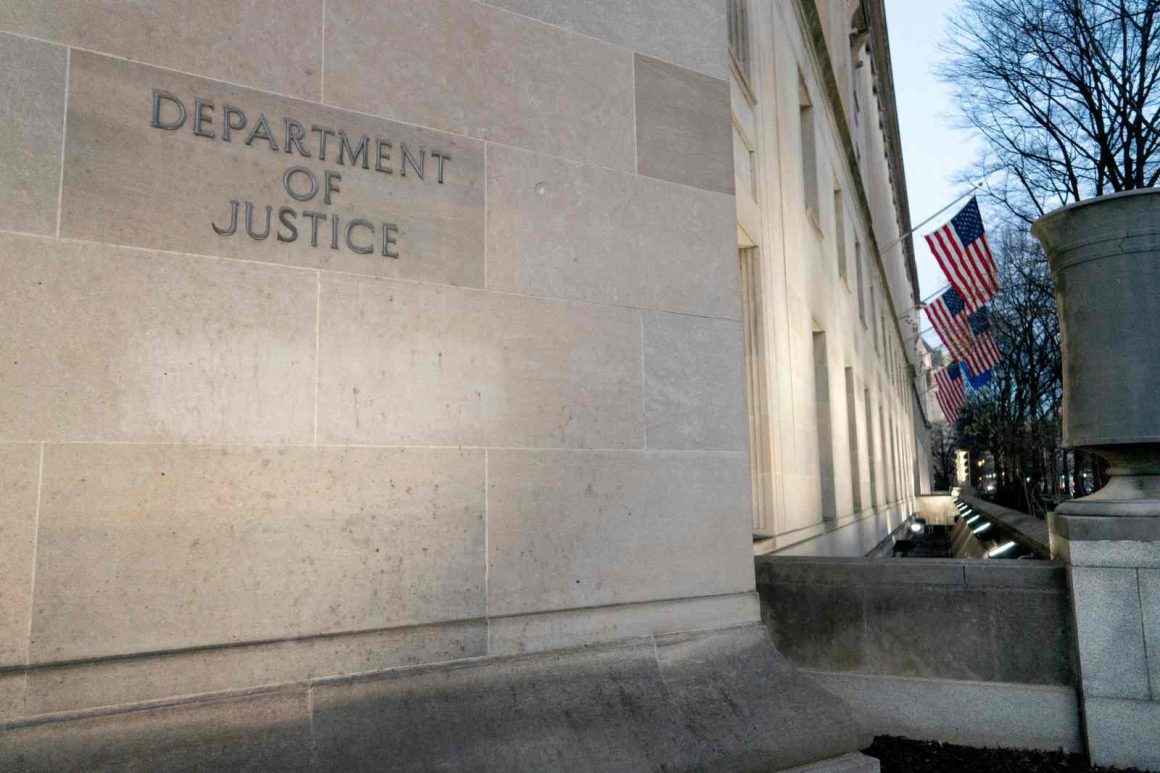 99e1e841-bce8-4ee0-9474-966a840adc15 Federal Judge Challenges DOJ Over Subpoena Practices