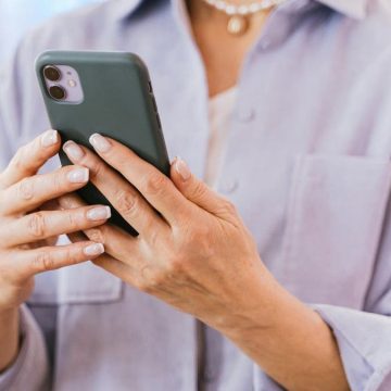 Beware of Stolen iPhone Scams: How Thieves Trick Users