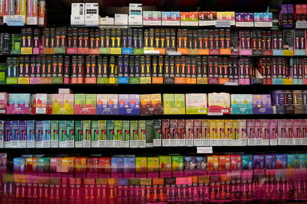 9c91df5c-82df-4fa0-aa93-7df80b03f55d FDA Fruit-Flavored E-Cigarettes Approval Sparks Controversy