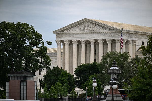 aa018179-d2cf-4fa2-b98b-b5d21789bb9d Supreme Court Allows Alabama to Use New Congressional Map
