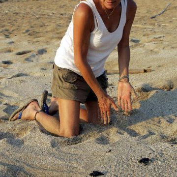 Mona Khalil: A Life Dedicated to Protecting Sea Turtles in Lebanon