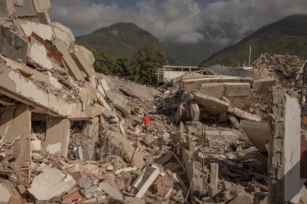 adc19478-4b06-49de-be2d-c5409bb9b521 Health Crisis Looms Post-Earthquakes in Venezuela