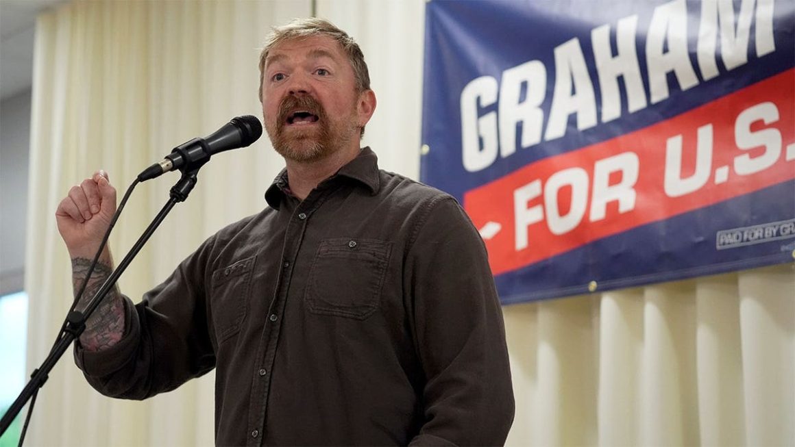Controversies Surround Graham Platner’s Senate Campaign in Maine