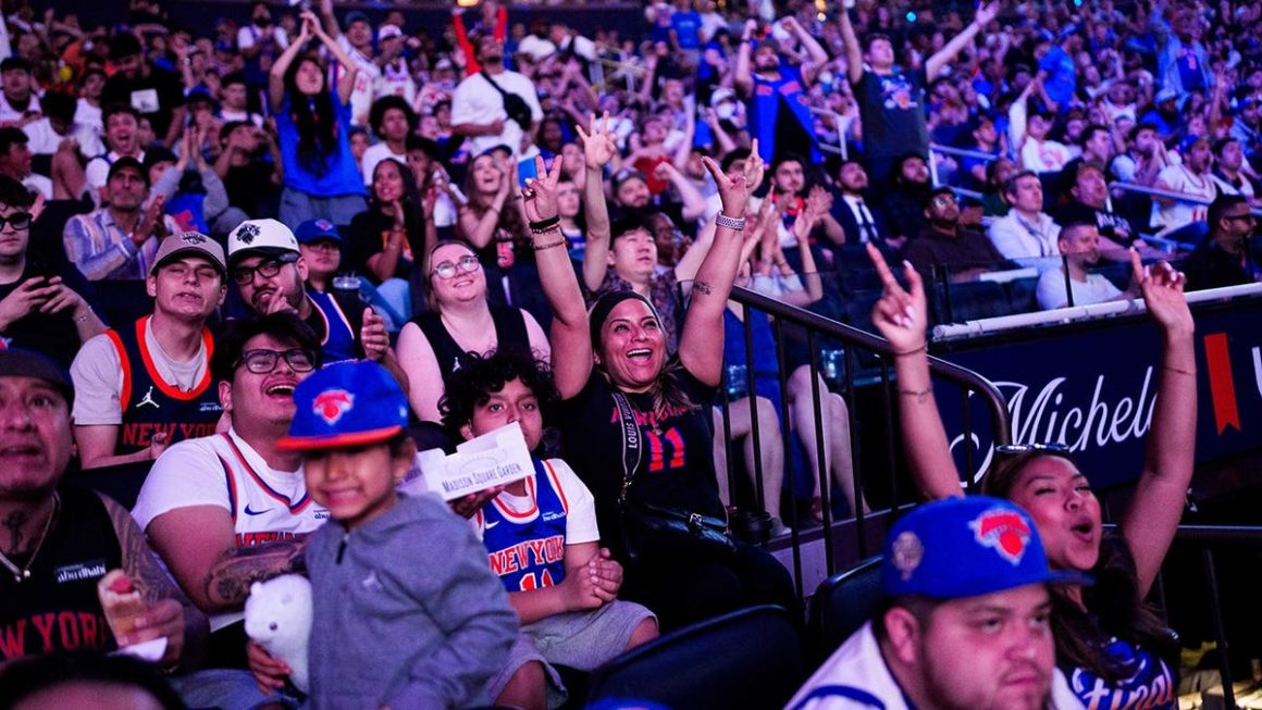 b3870c3f-c913-44dc-9f25-50989accf0d7 High Demand for Knicks Finals Tickets at Madison Square Garden