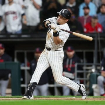 White Sox Rally for Dramatic Win Over Guardians