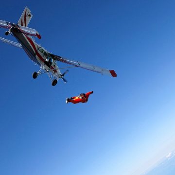 Fatal Plane Crashes in Missouri and France