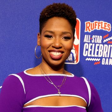 Swift Attendence at NBA Finals Draws Mixed Reactions