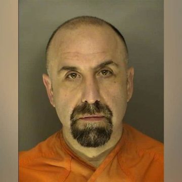 c91345ac-5e66-4267-a51e-6e80a1027e41 South Carolina Detective Fired and Arrested Over Firearm Incident