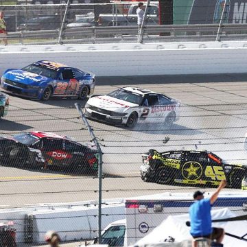 cd4aa468-50d8-4194-b094-2d96db039d5e NASCAR Michigan Race Day Filled with Drama and Intense Wrecks