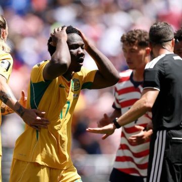 d2b90548-8b16-48aa-a398-b8f99d030180 Controversy Surrounds Refereeing in Australia’s World Cup Loss to U.S.