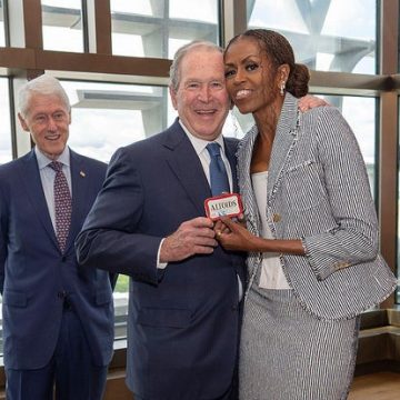 d2dac27d-0ff8-4bbd-9b32-6cc4e110eafd Obama Presidential Center Ceremony Highlights Unique Bond Between Former Leaders