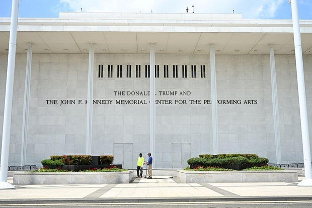 d49632be-2658-4564-9c16-074d0c142ec7 Trump Administration Appeals Judge’s Order on Kennedy Center Naming