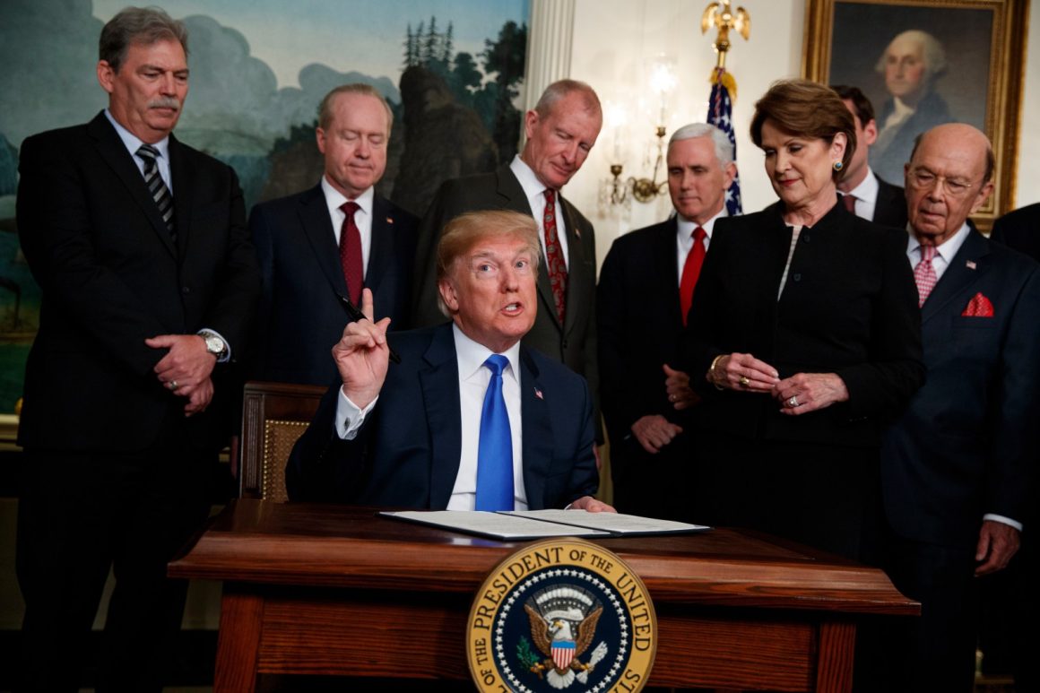 Federal Judge Weighs Trump Administration’s Tariff Refunds Dispute