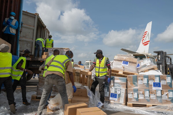 d53e6e6f-3301-4cfa-a44c-bbb058bd49a4 Recovery from Rare Ebola Strain in the Democratic Republic of Congo