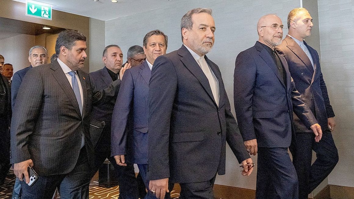 Iranian Delegation Signals Cash Flow Priorities in U.S. Talks