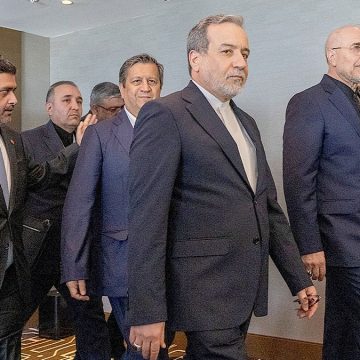 de56e603-0e7a-4851-8898-300b152600f5 Iranian Delegation Signals Cash Flow Priorities in U.S. Talks