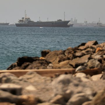 df6858d5-2d98-4ff6-9bc9-d7e4977615be Uncertain Future of the Strait of Hormuz Ceasefire