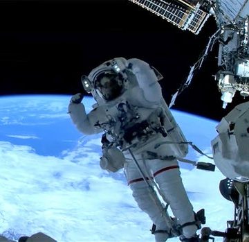NASA Astronauts Replace Wrist Joint on ISS Robot Arm