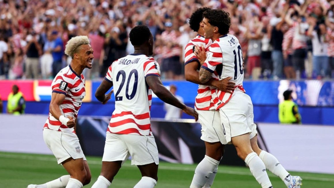 United States Advances to World Cup Knockout Stage with Victory over Australia