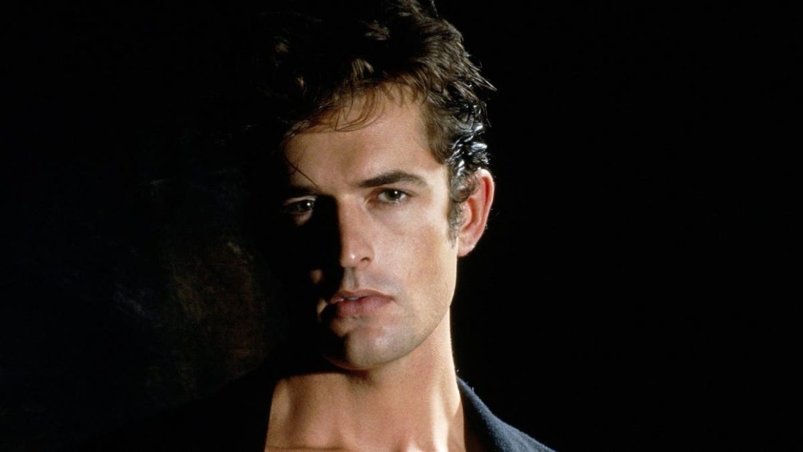 Rupert Everett Reveals Hollywood’s Body-Image Pressures