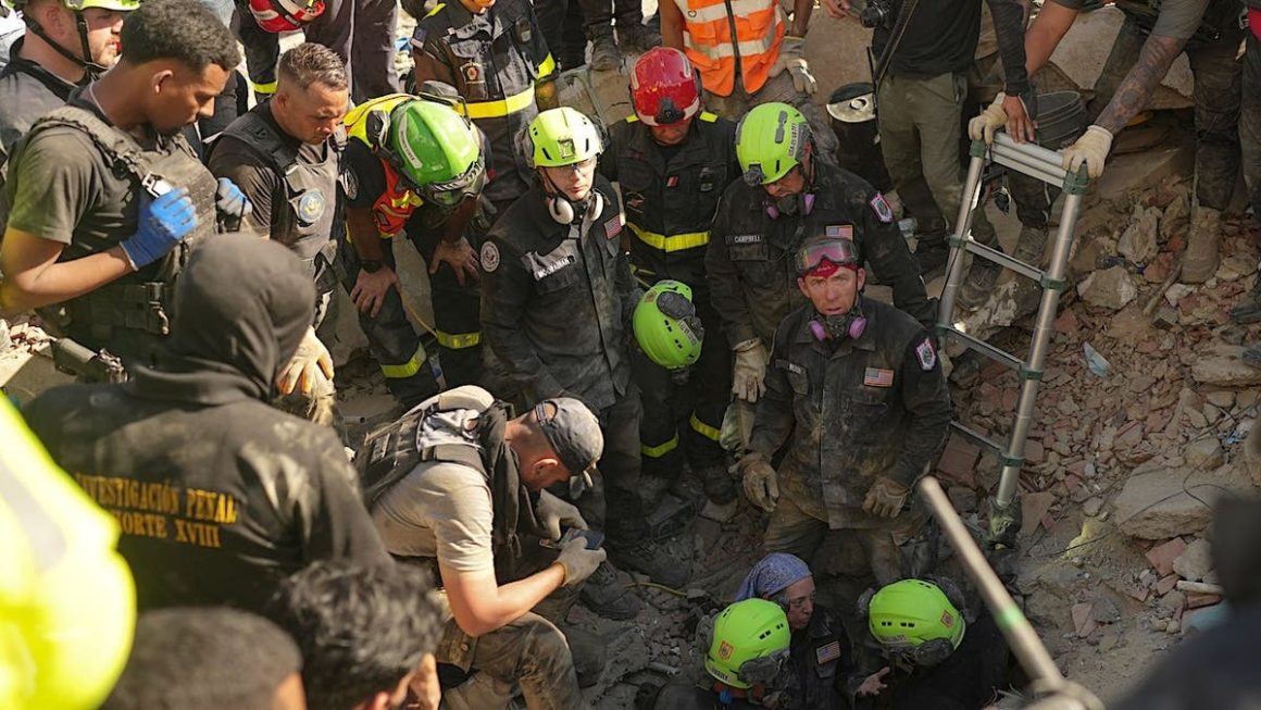 US Sends Aid to Venezuela After Devastating Earthquakes