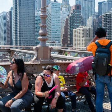 Record-Breaking Heat Wave Forecast for U.S. Central and Eastern Regions