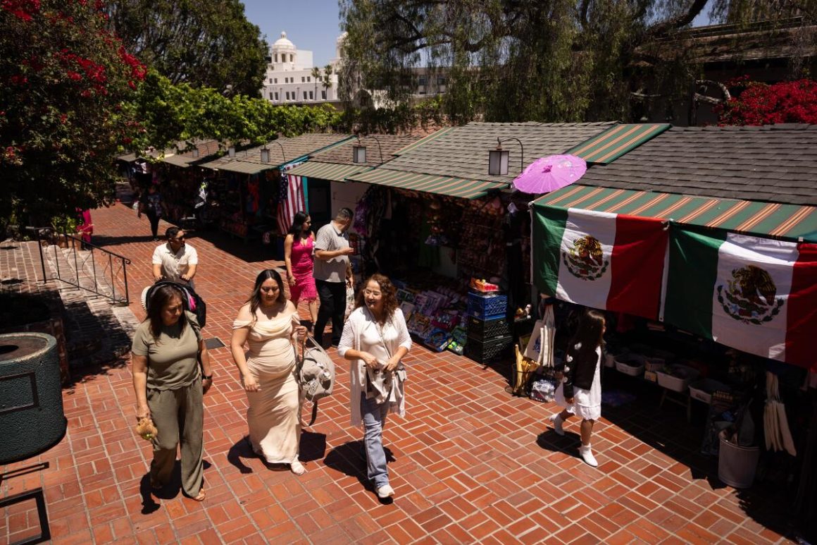 Exploring the Diverse Culinary Delights of Los Angeles
