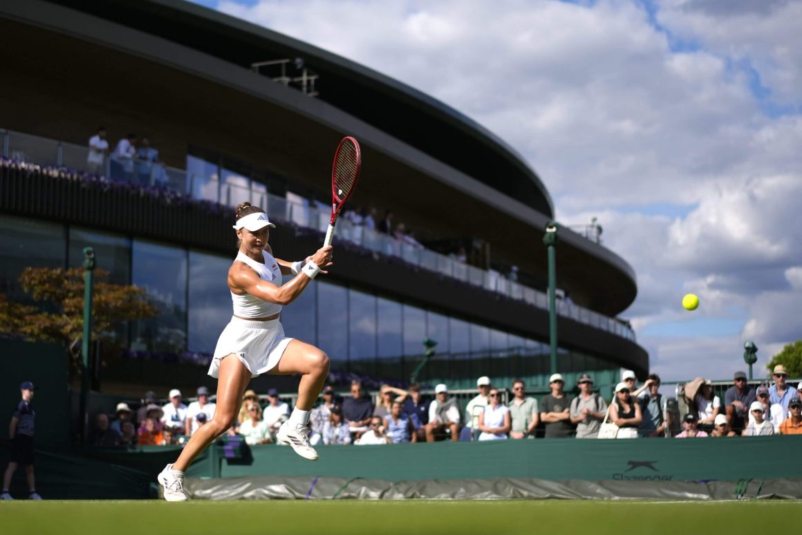 Iva Jović: A Rising Star with Soccer Roots Dominating Wimbledon