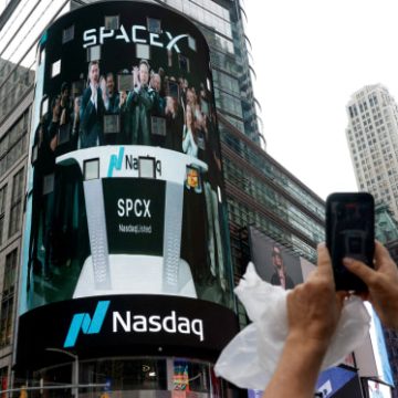 Wall Street’s Bets on SpaceX’s Stock Decline
