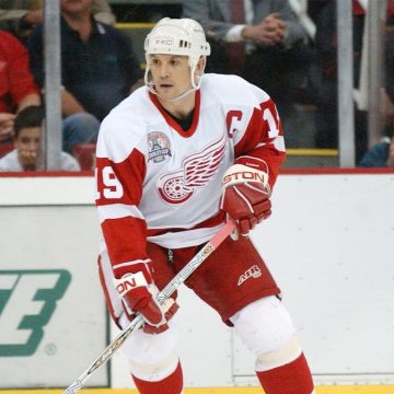 Steve Yzerman Steps Down as Red Wings GM, Becomes Advisor