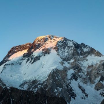 0e102121-282d-4e3d-ac5a-d081993a69aa Avalanche Strikes Mountain Climbers on Broad Peak, Pakistan