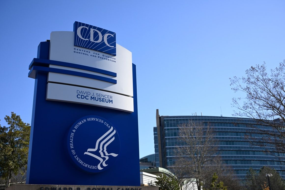 0f8ff9d0-2cbf-4168-bb43-b95879384f1a States Facing Cyclosporiasis Outbreak Linked to Contaminated Lettuce