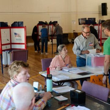 Maine Democrats Rush to Find New Senate Nominee