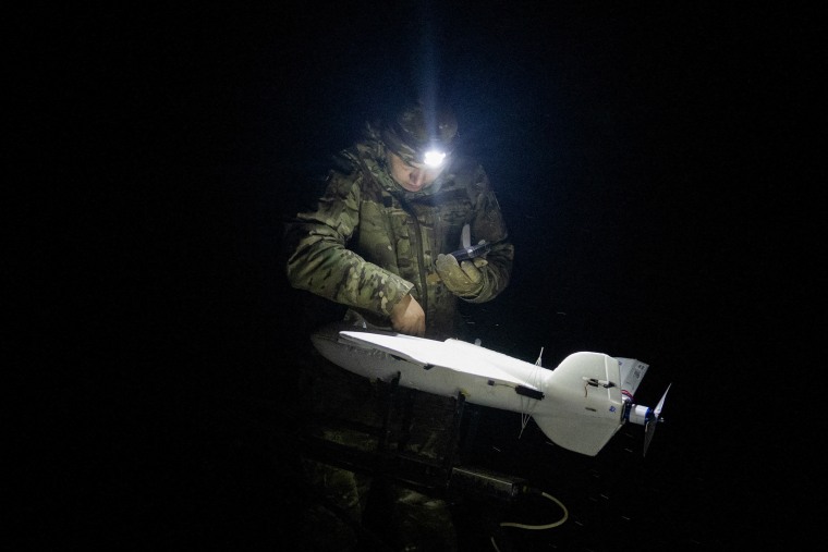 1576d14e-647e-4989-a430-ad3472d437c2 U.S. Collaborates with Ukraine for Drone Technology, Trump Faces Political Challenges, and Job Market Struggles for Graduates
