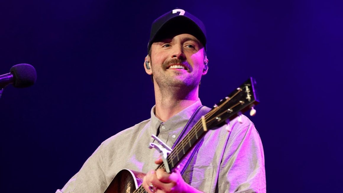 Ruston Kelly Embraces Sobriety After Golf Cart Accident